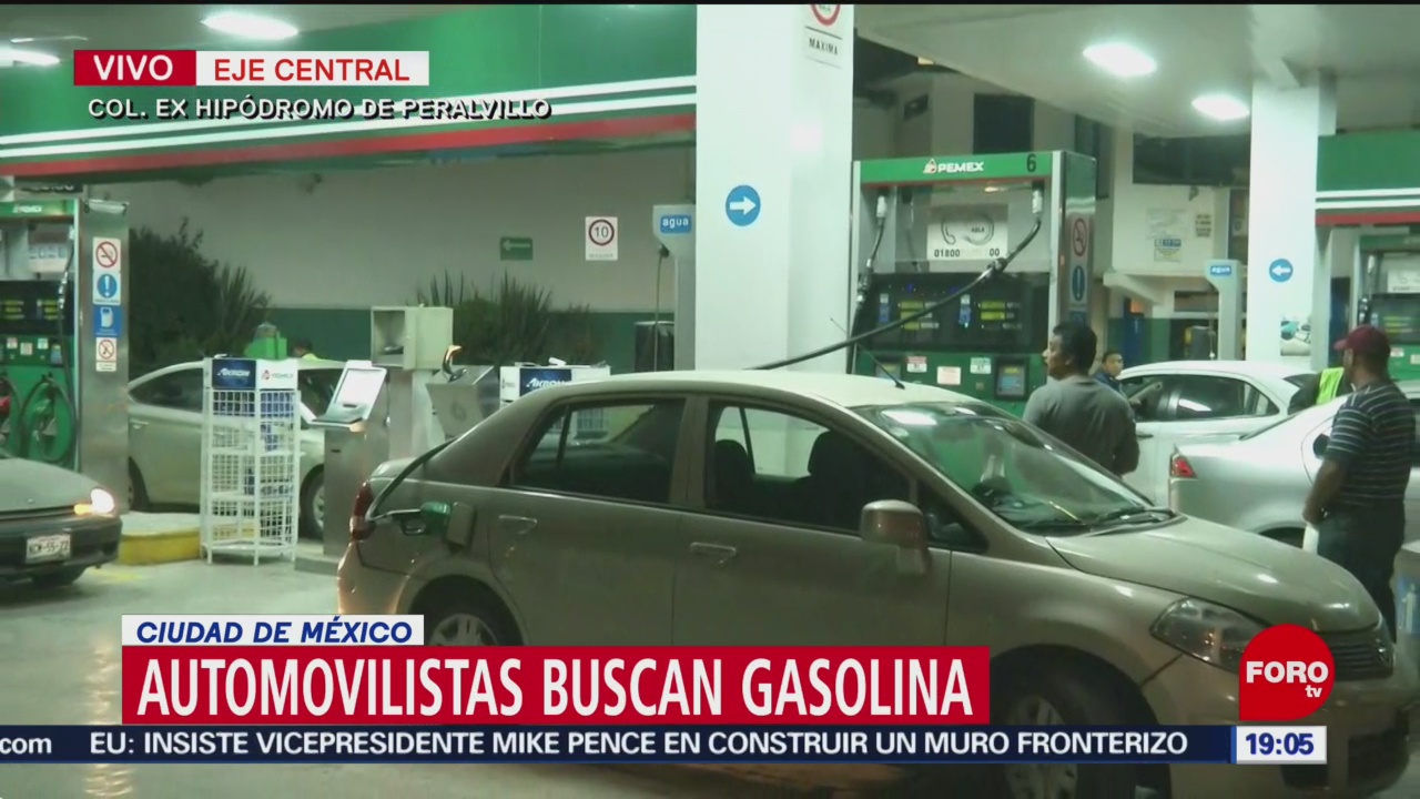Automovilistas Buscan Gasolina En La Cdmx