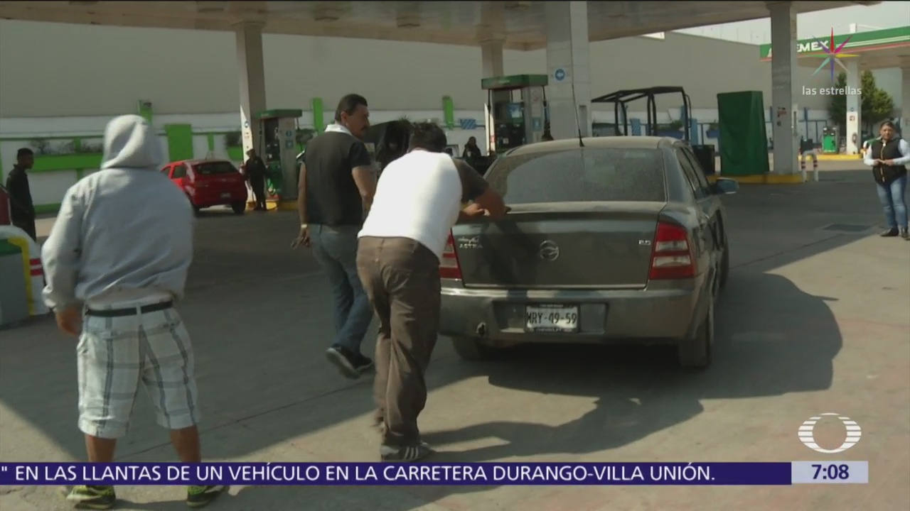 Automovilistas cazan estaciones para cargar gasolina en el Edomex