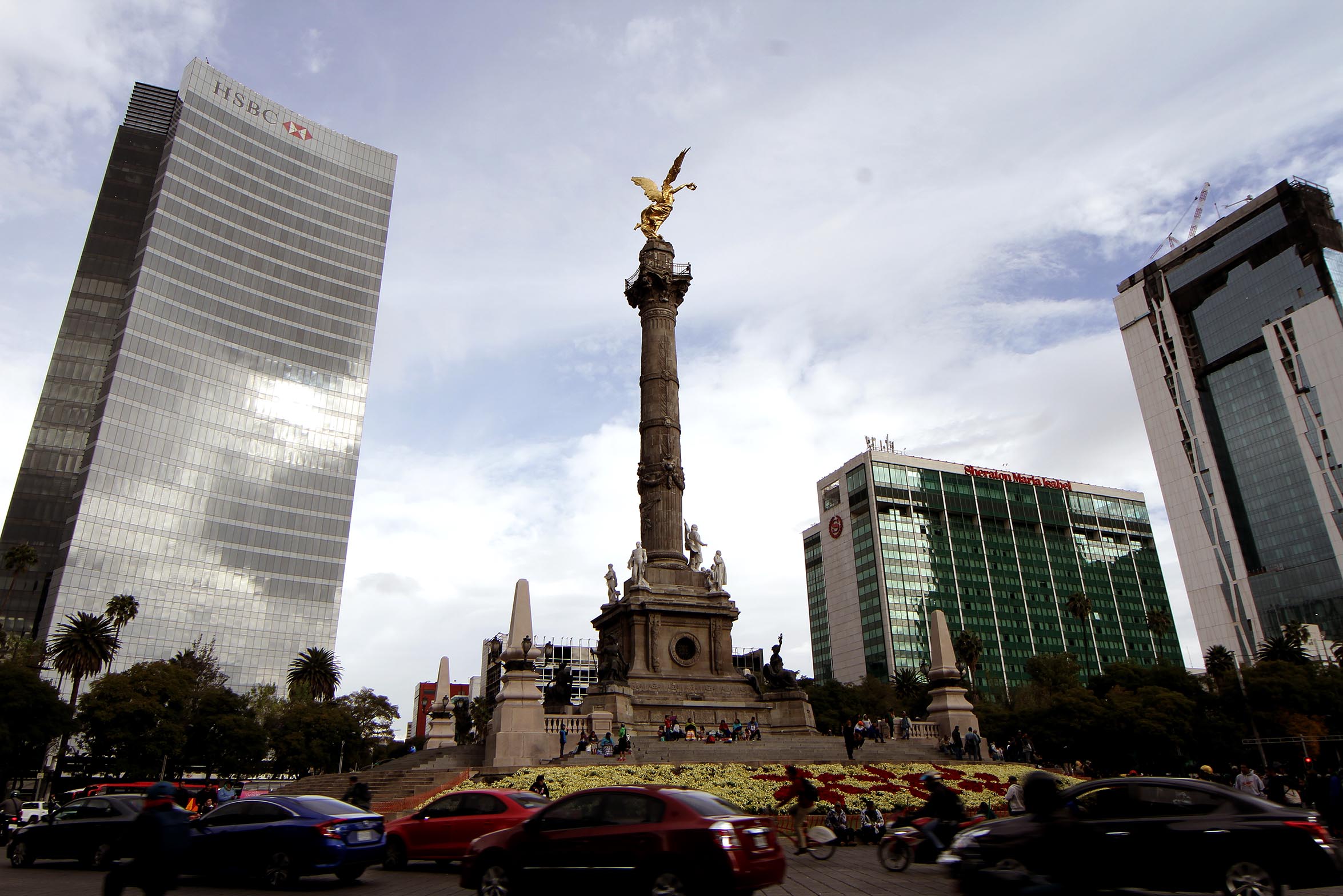 Foto: La Ciudad de México registra cielo medio nublado, 7 abril 2019