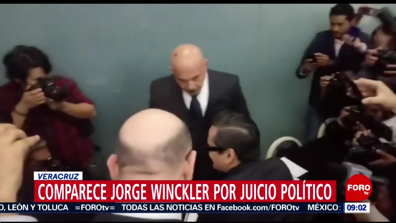 Comparece Jorge Winckler por juicio político en Veracruz