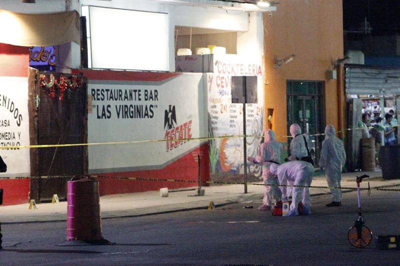 Detienen a dos personas por tiroteo en bar de Playa del Carmen
