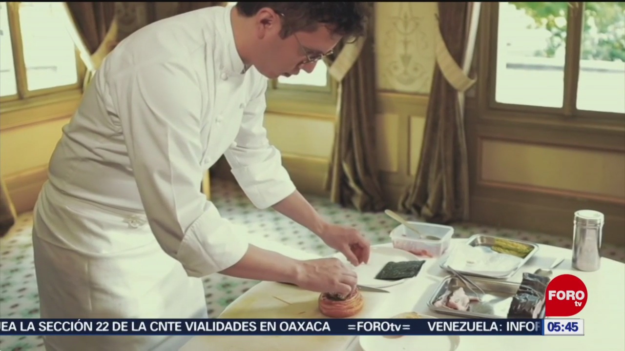 El chef mexicano Indra Carrillo recibe estrella Michelin