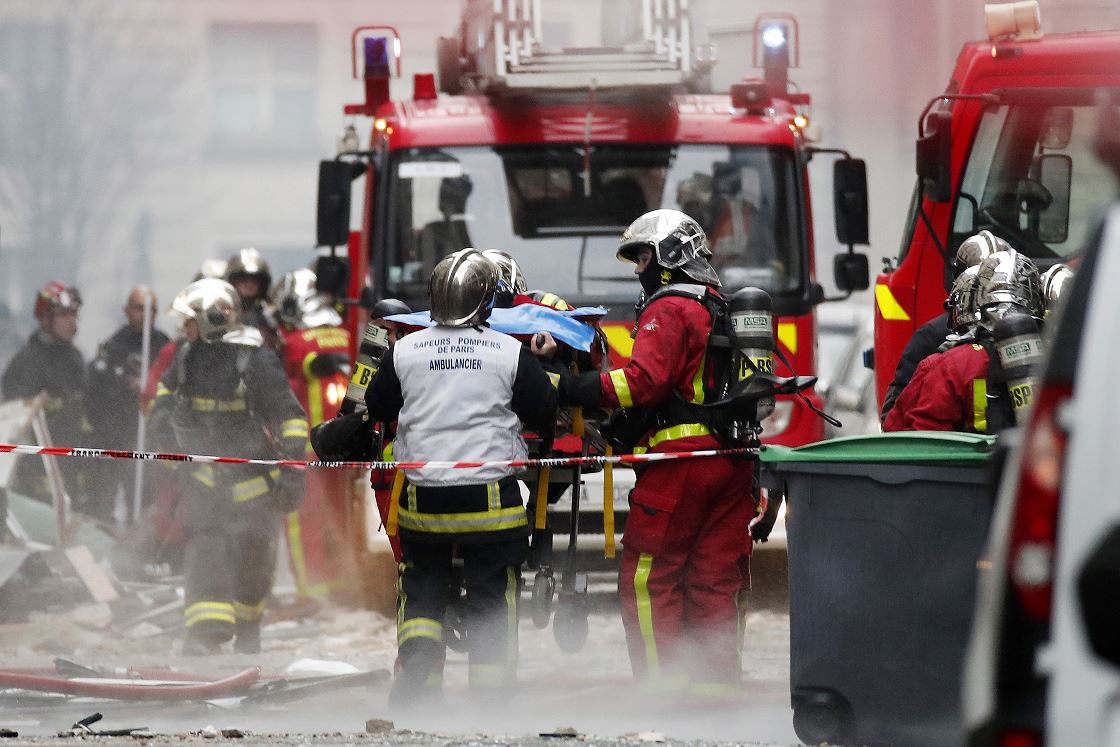 Explosión en París deja al menos dos muertos y varios herido