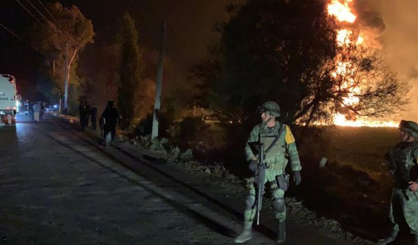 IMSS e ISSSTE atienden a heridos por explosión de ducto de Hidalgo