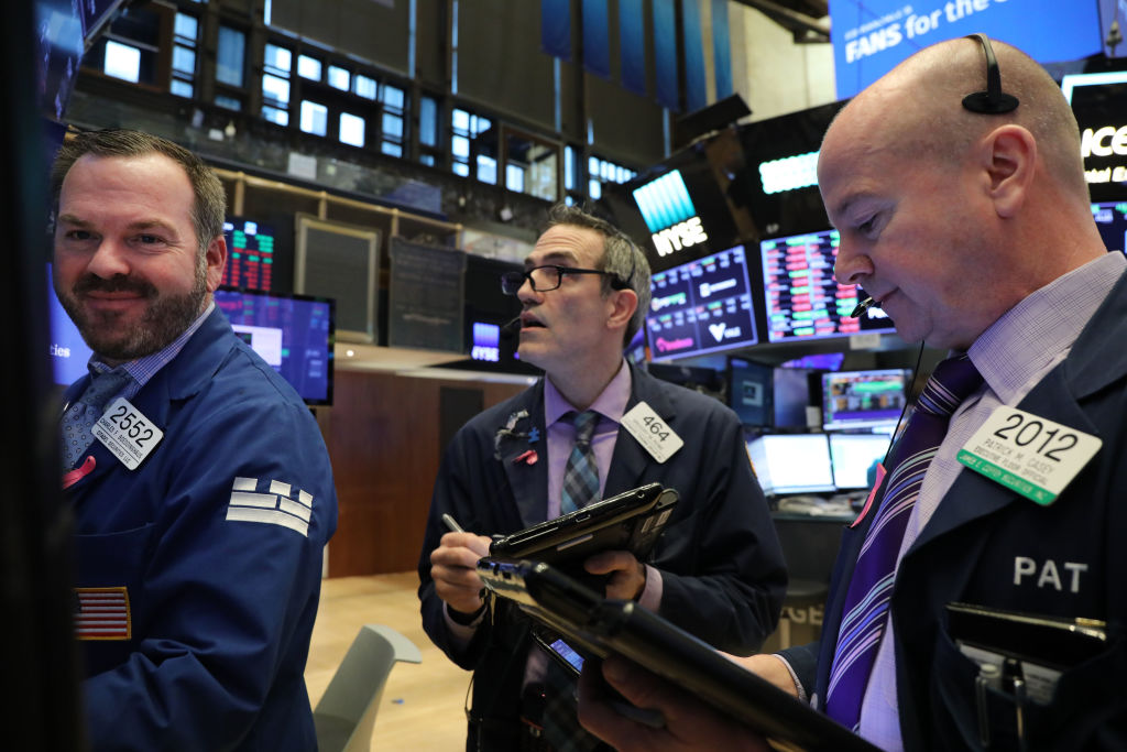 Wall Street cierra en verde y el Dow Jones avanza 0.51%