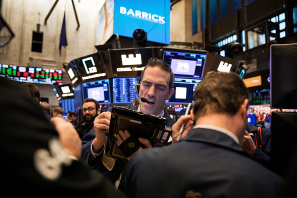 Wall Street cierra en verde primera sesión de 2019
