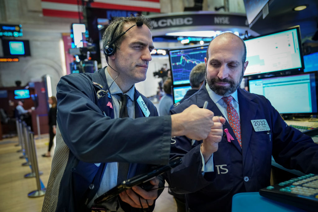 Wall Street cierra con importantes ganancias