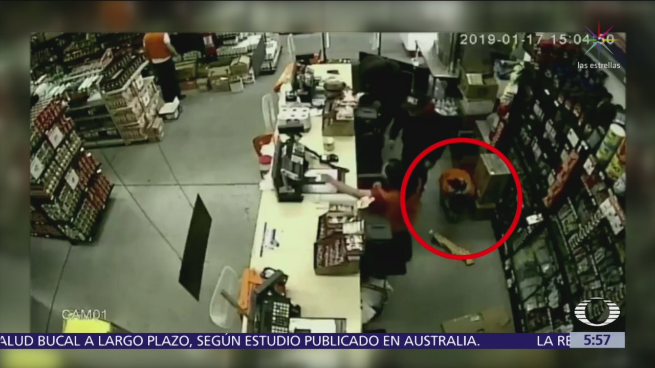 Hombre asalta por tercera ocasión tienda de autoservicio en Álvaro Obregón, CDMX