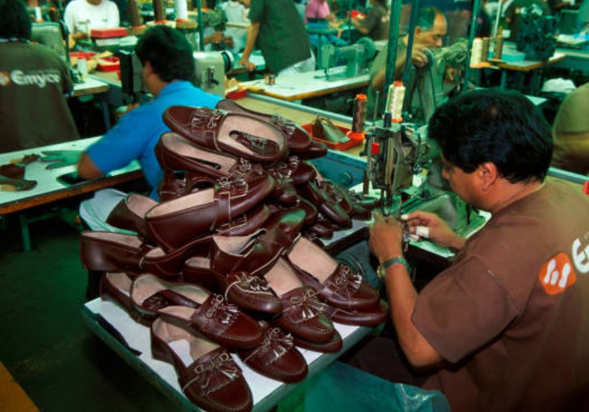Escasez de combustible afecta industria del calzado en Guanajuato
