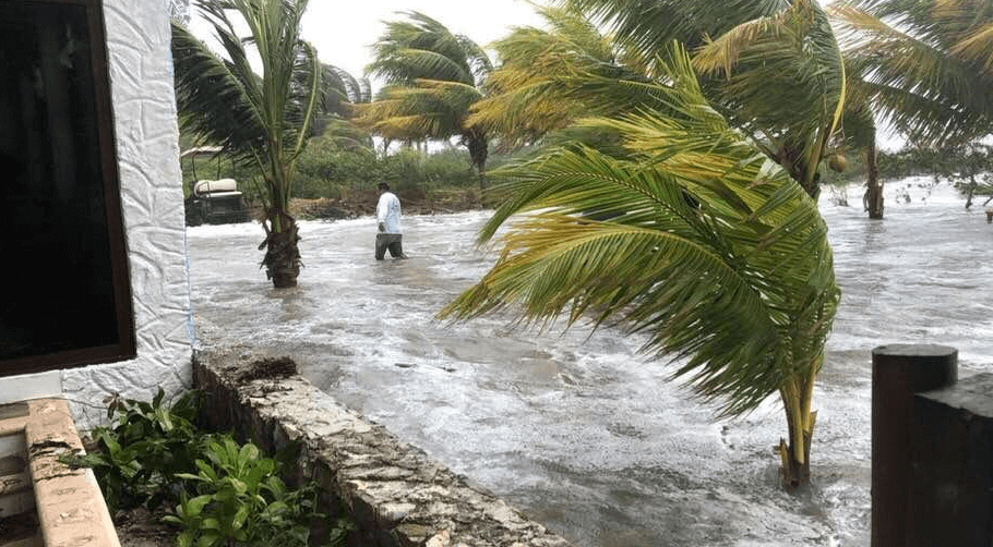 FOTO Frente frío 31 deja un muerto en Quintana Roo / Isla Holbox 28 enero 2019