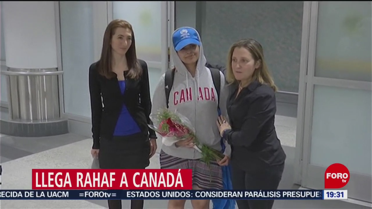 Joven saudita que huyó de su familia llega a Canadá