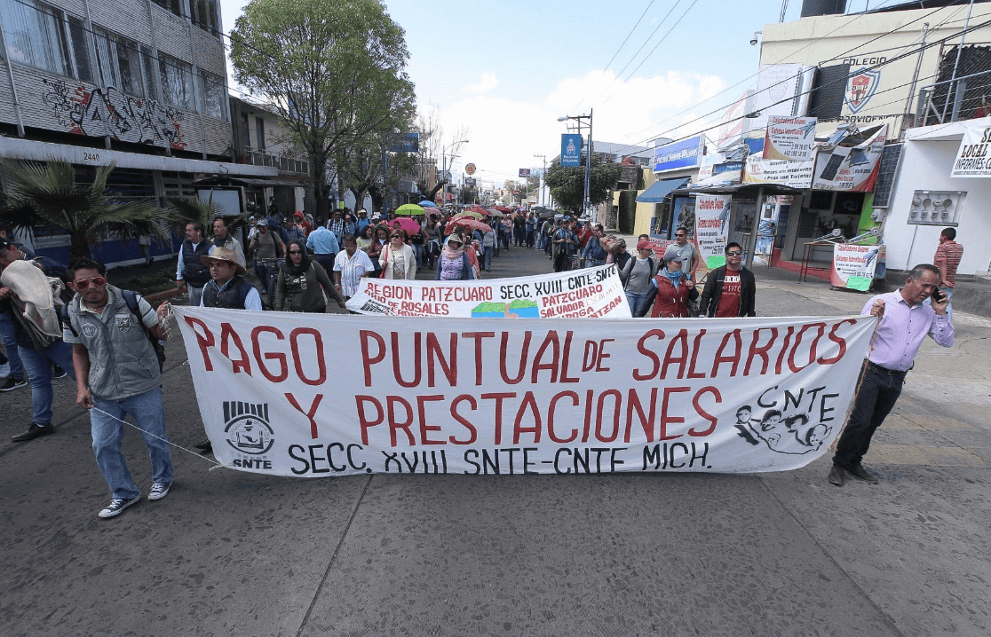 Reconoce Aureoles retrasos en pagos a maestros en Michoacán