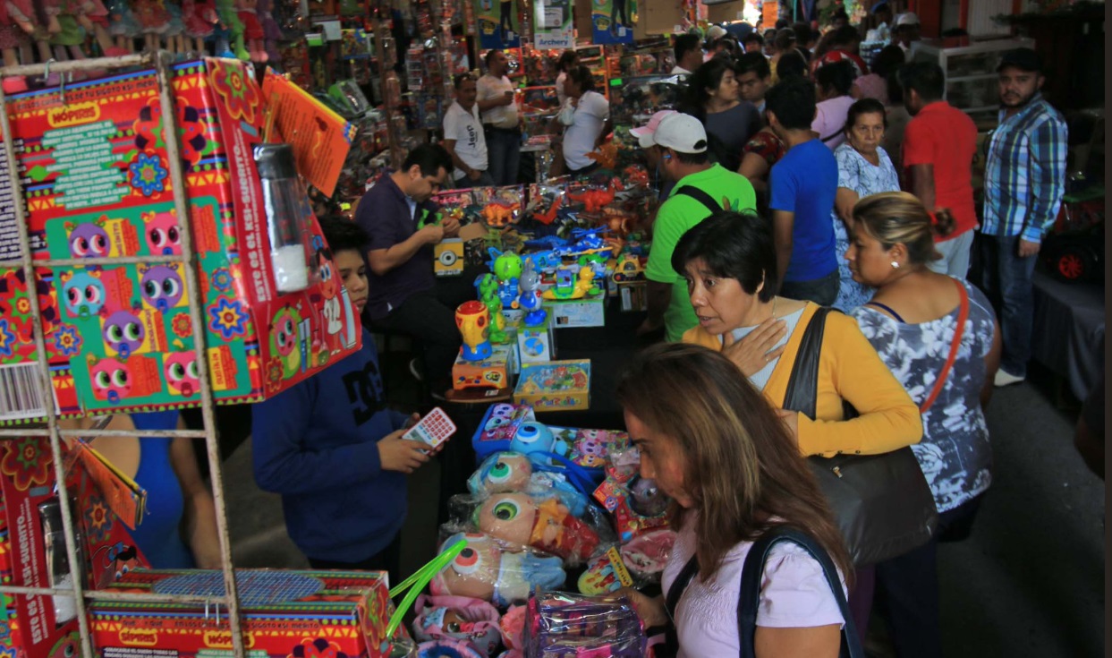 Autoridades cuidan a Reyes Magos en Chilpancingo, Guerrero