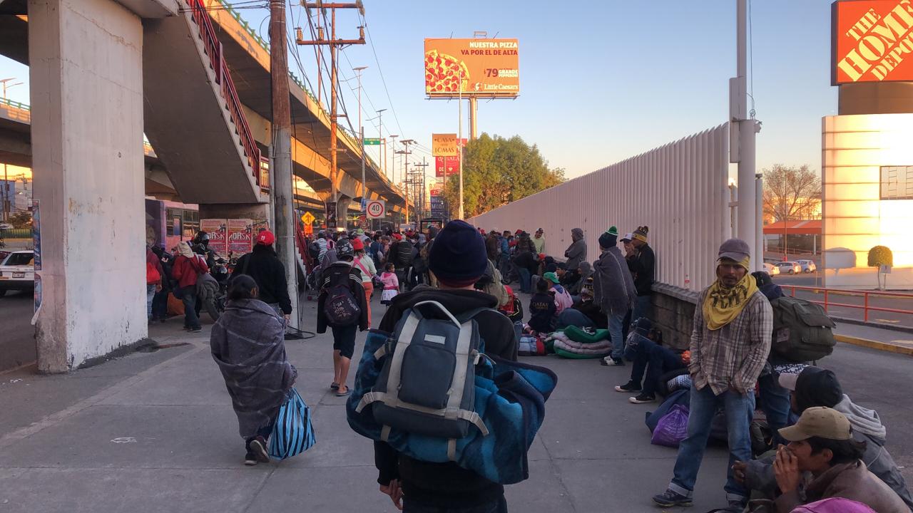 Foto: Caravana Migrante abandona albergue en la Magdalena Mixhuca 31 enero 2019
