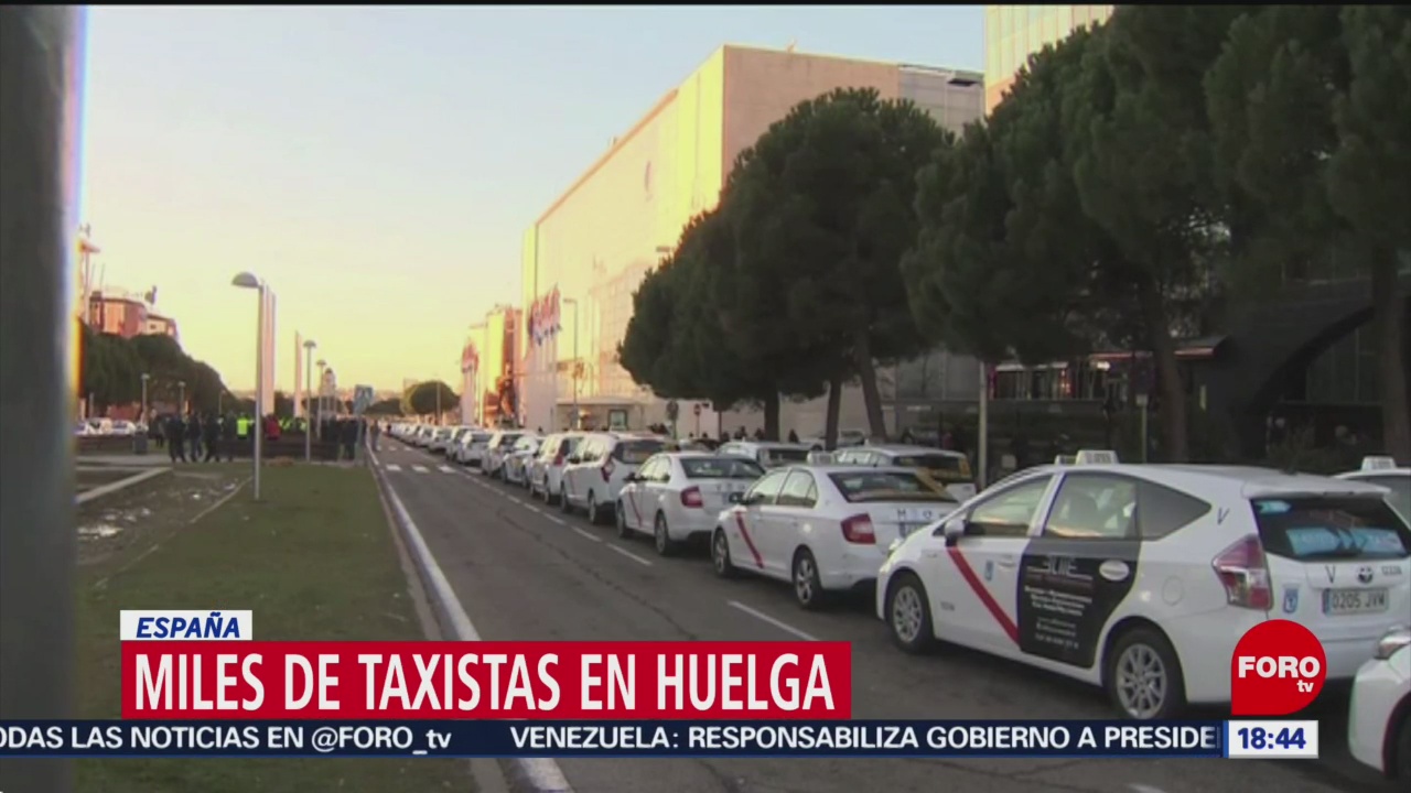 Miles de taxistas van a huelga en España