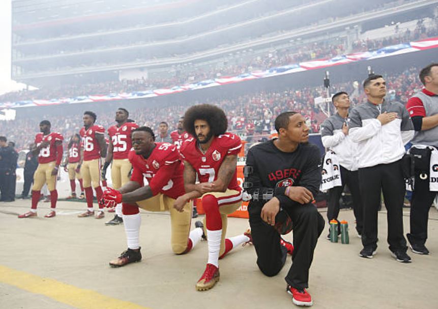 Kaepernick, origen de protestas de la NFL contra el racismo