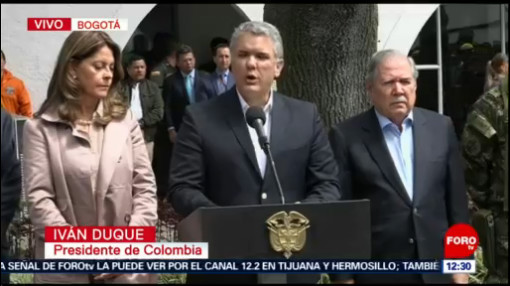 Presidente de Colombia guarda un minuto de silencio por víctimas de atentado