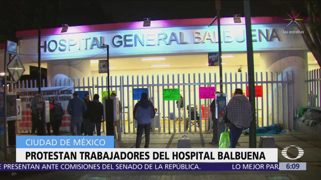 Protestan trabajadores del Hospital Balbuena en CDMX