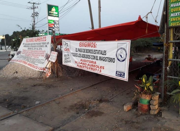 Foto: Qué pide la CNTE para retirar bloqueo en Michoacán 9 enero 2019