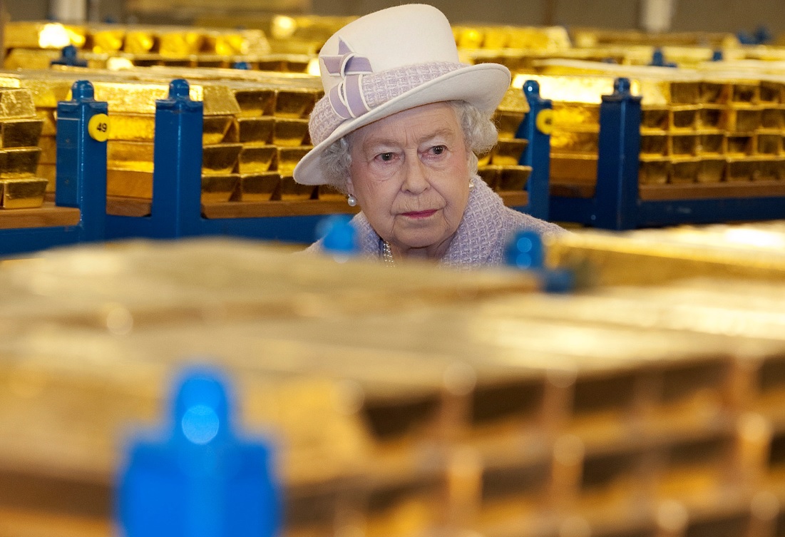 Reina Isabel II pide hallar 'terreno común' ante la votación del 'Brexit'