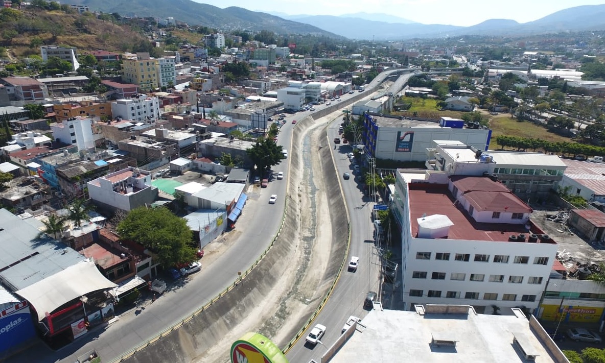 Limpian encauzamiento de Río Huacapa Chilpancingo, Guerrero