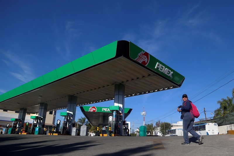 pemex pide evitar compras de pánico ante desabasto de combustible