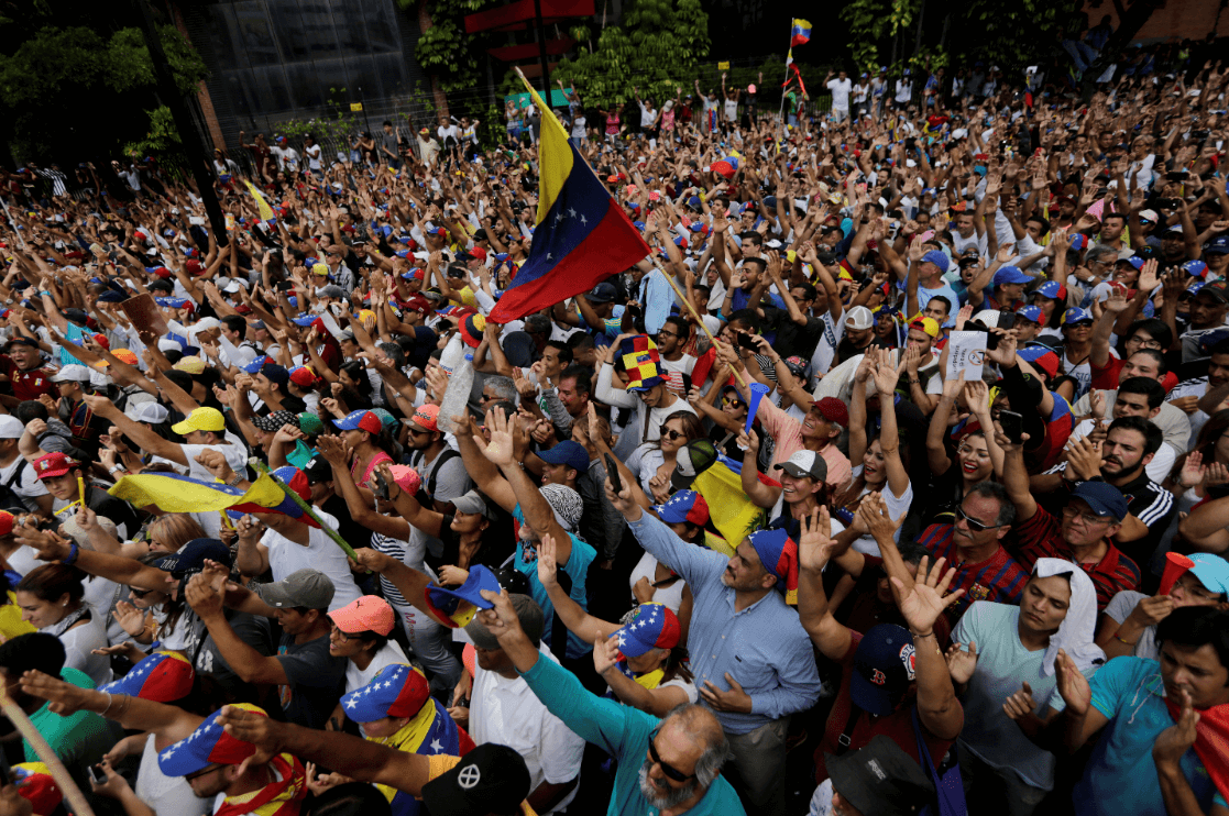La injerencia extranjera siempre es peligrosa, dice SRE ante crisis en Venezuela