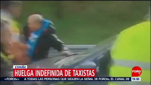 Taxista se lanza contra vehículos en Madrid