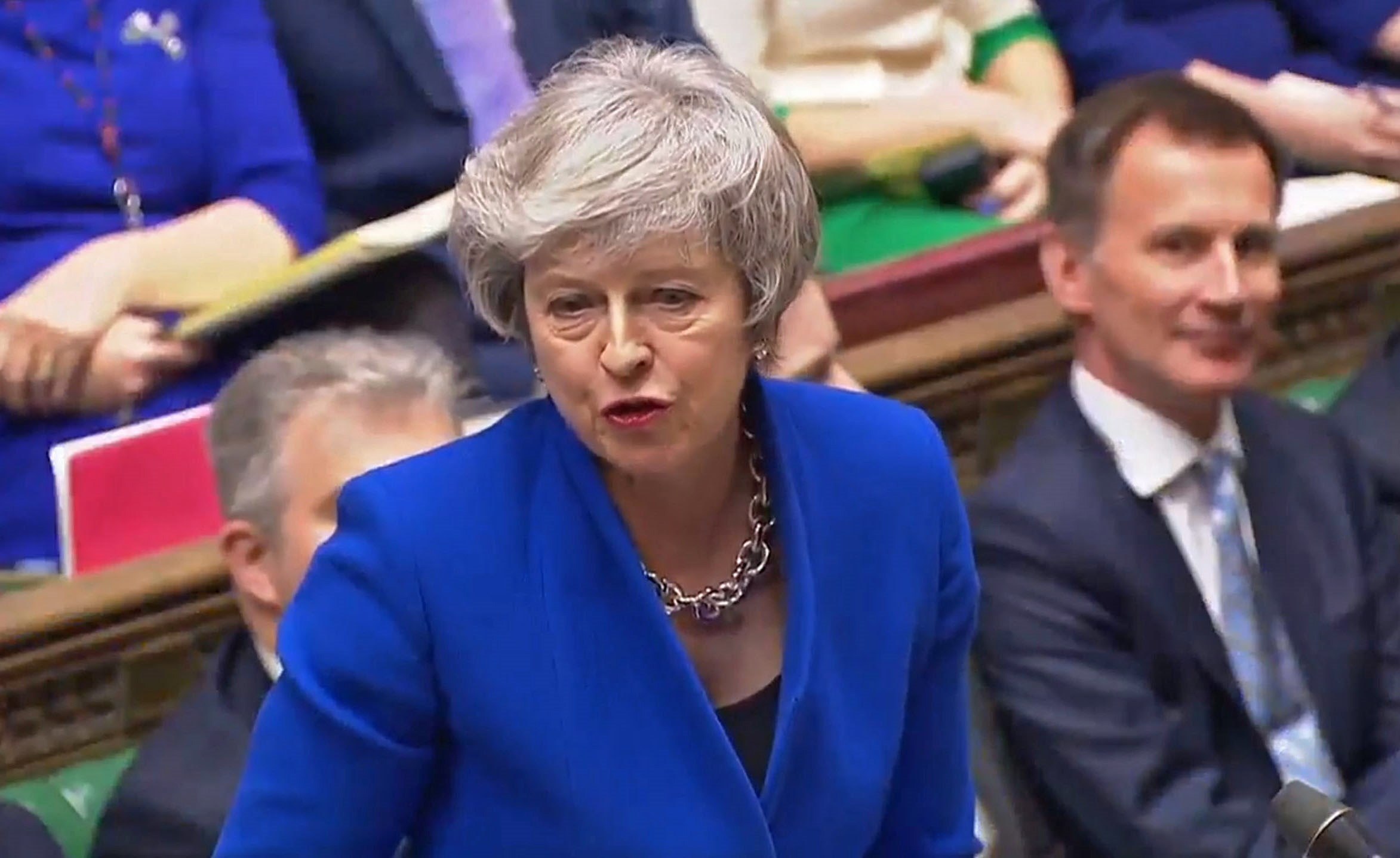 Theresa May afronta moción de censura tras rechazo de acuerdo sobre Brexit