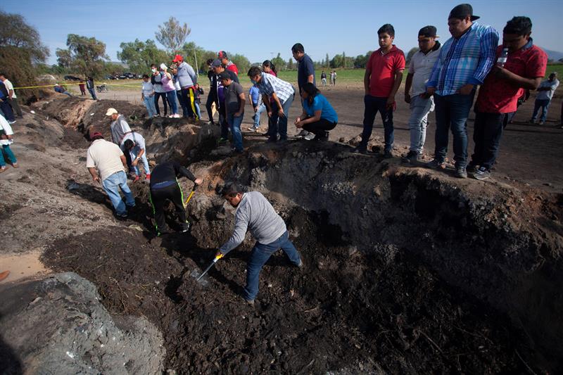 Tlahuelilpan busca a 71 desaparecidos tras explosión en ducto