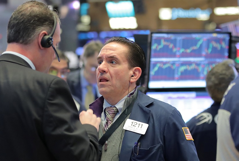 Wall Street cierra con pérdidas y el Dow Jones baja 0.84%