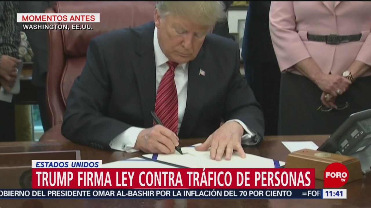 Trump firma ley contra tráfico de personas