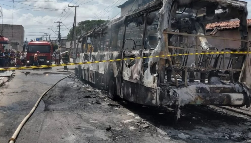 Ola de violencia deja más de 100 detenidos en Ceará, Brasil