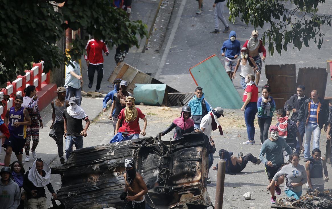 Foto: Opositores al gobierno de Nicolás Maduro se enfrentan contra Policías de Venezuela, 25 enero 2019
