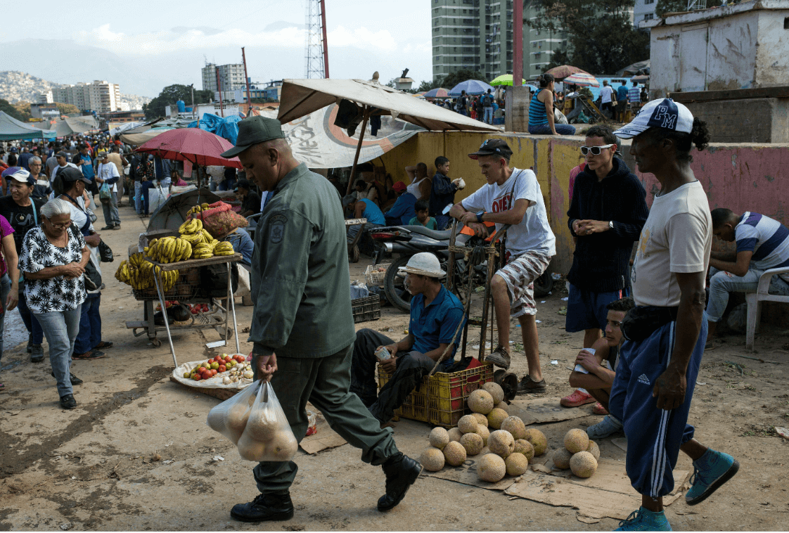Foto: Venezolanos en un mercado de Caracas, 28 de enero de 2019, Venezuela