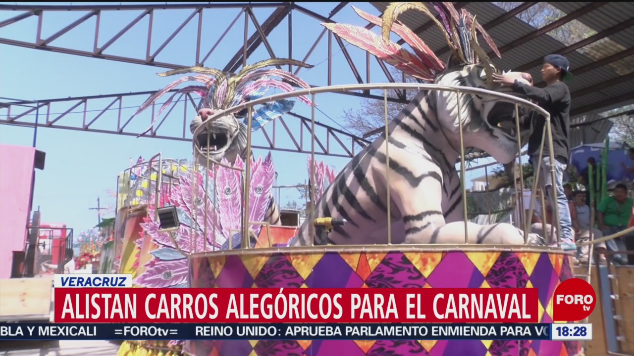 Foto: Alistan carros alegóricos para Carnaval de Veracruz 2019