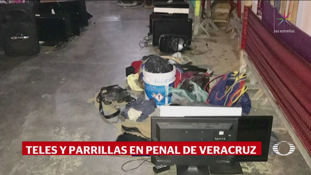 FOTO: Decomisan armas, televisores y laptos en operativo sorpresa en penal de Coatzacoalcos, 13 FEBRERO 2019