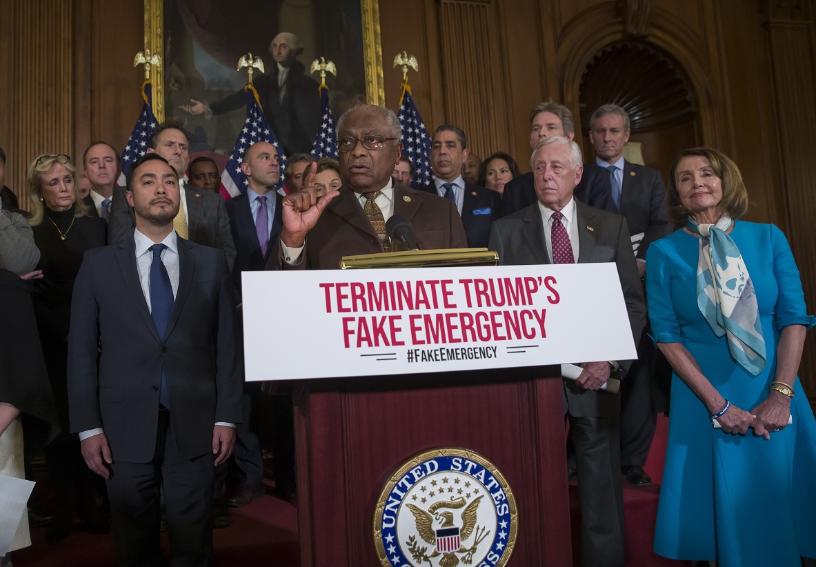 Foto: Líderes demócratas presentan el 25 de febrero de 2019 un plan para revocar la emergencia nacional decretada por el presidente de Estados Unidos, Donald Trump