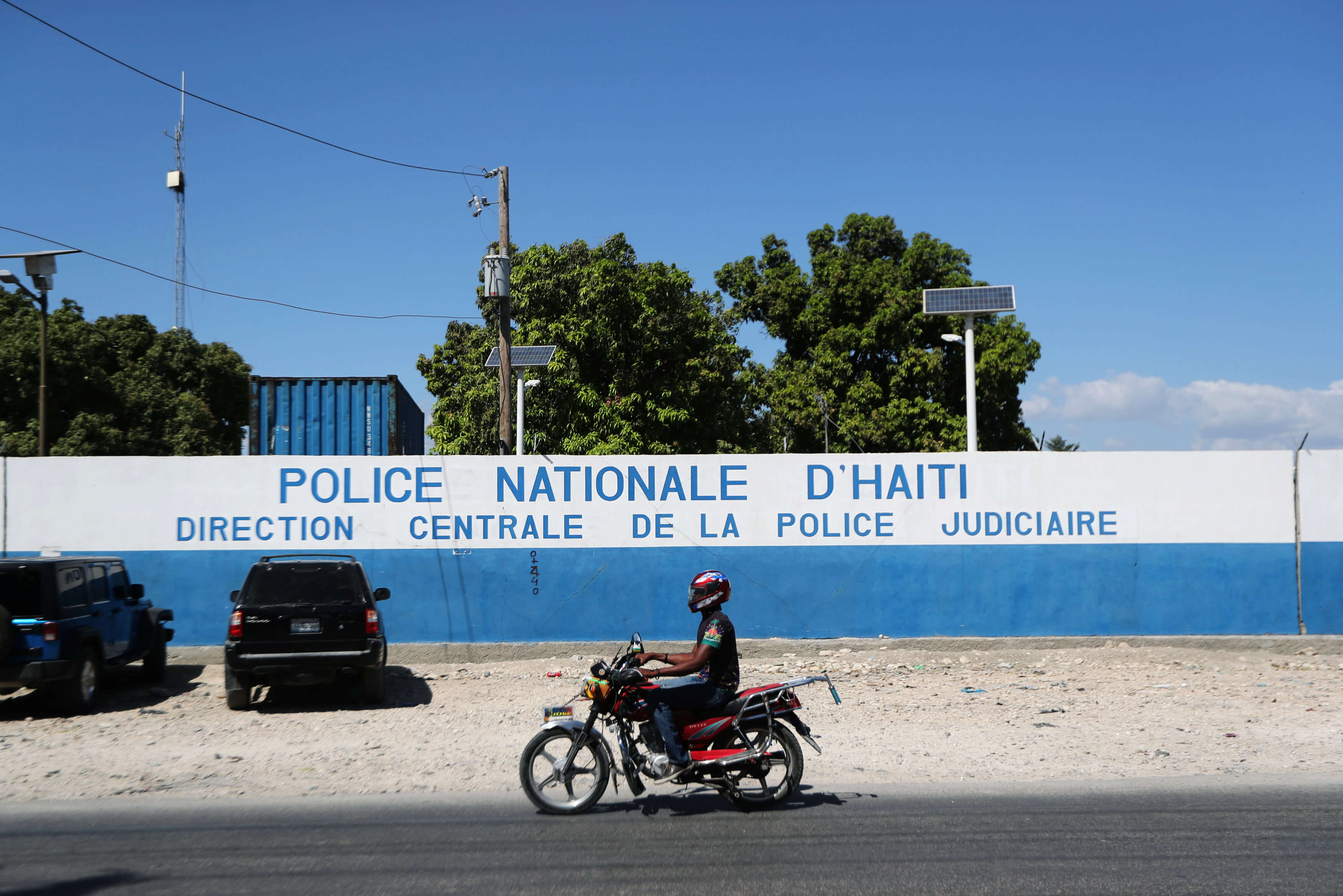 Foto: Cinco ciudadanos estadounidenses fueron detenidos en la estación de Policía en Haití acusados de portar armas y por conspiración el 18 de febrero de 2019