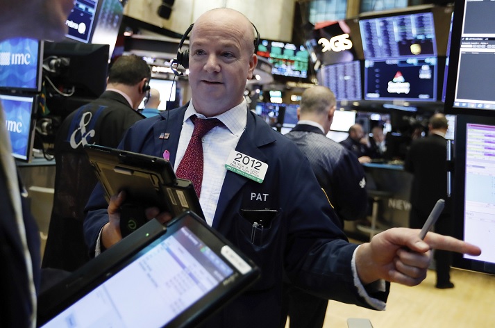 Wall Street cierra con avances y el Dow Jones sube 0.46 por ciento