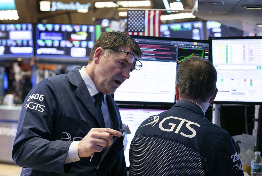 Wall Street cierra mixto y el Dow Jones sube 0.26 por ciento