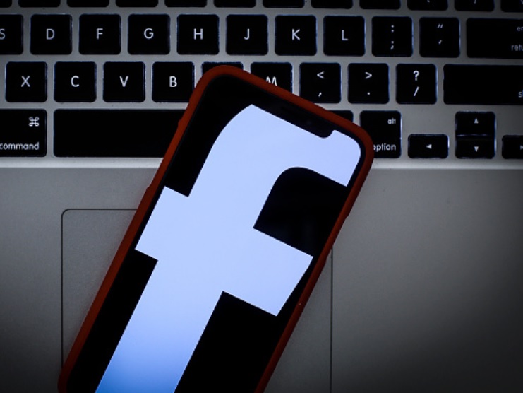 Foto: El logotipo de Facebook se ve en un dispositivo móvil portátil en esta ilustración, febrero 27 de 2019, Estados Unidos (Getty Images)