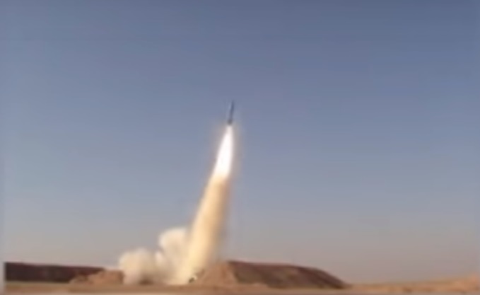 Foto: Irán dio a conocer un nuevo misil de crucero de medio alcance denominado Hoveyzeh por el 40 aniversario de la Revolución Islámica, febrero 2 de 2019 (Imagen Press TV)