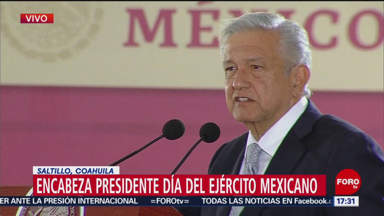 Foto: López Obrador encabeza conmemoración del Día del Ejército