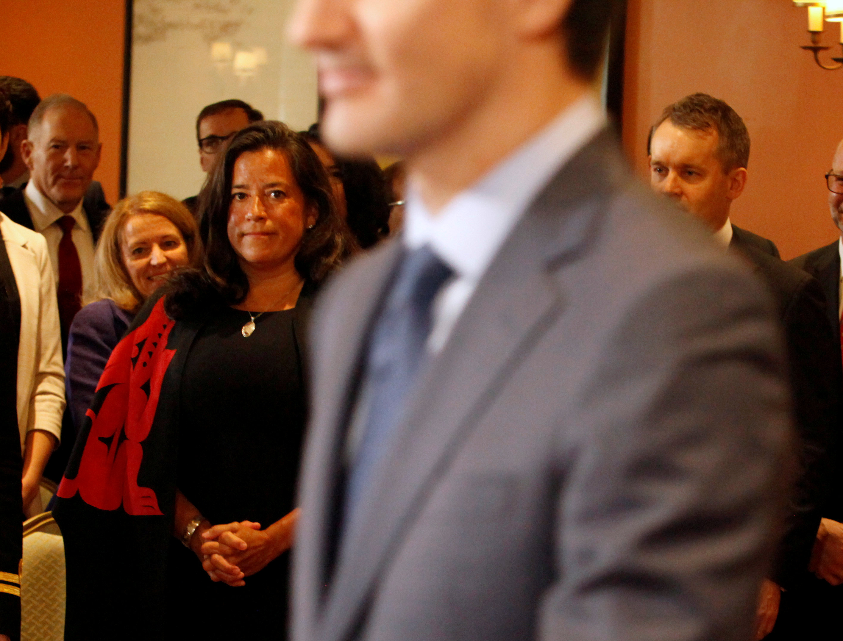 Destitución de ministra indígena daña imagen de Justin Trudeau