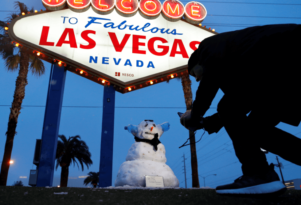 FOTO Nieve cae en Las Vegas, por primera vez en una década AP 21 febrero 2019