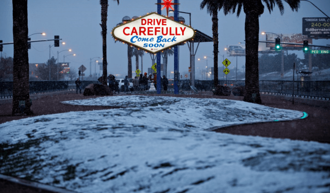 FOTO Nieve cae en Las Vegas, por primera vez en una década AP 21 febrero 2019