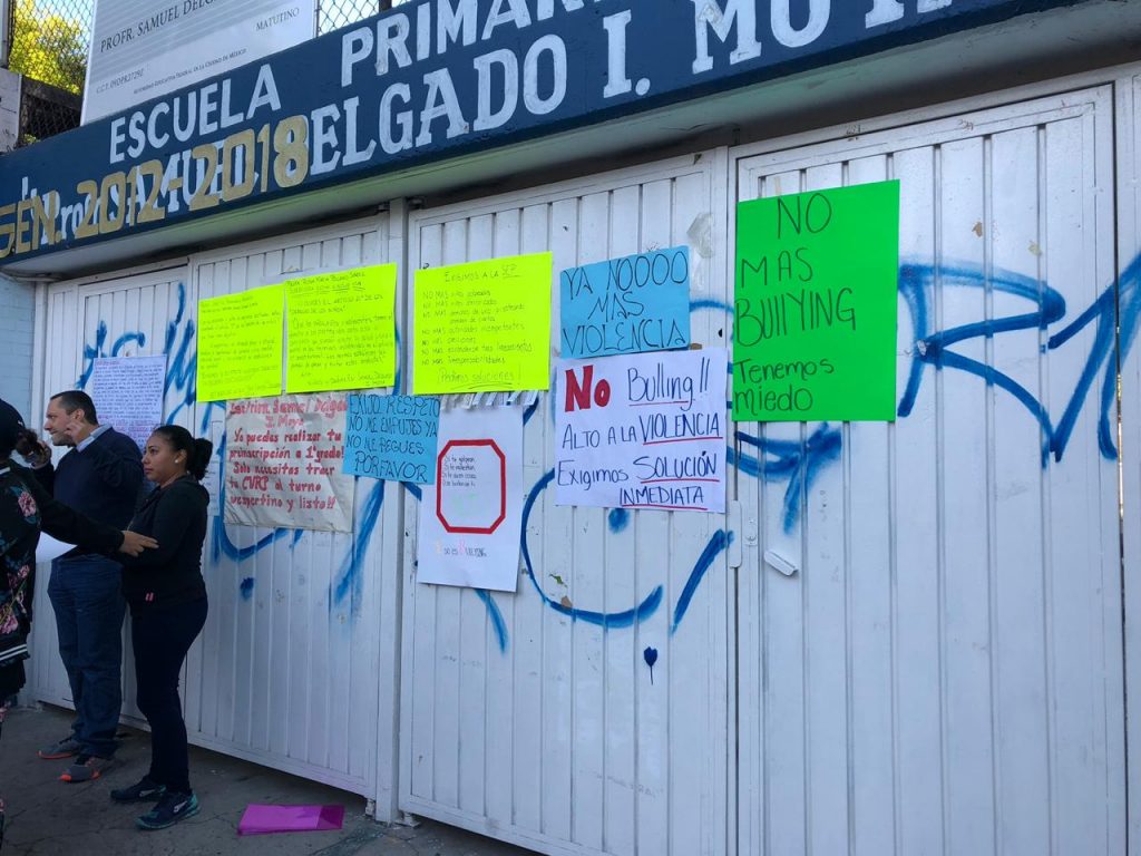 Foro: Padres de familia protestan por alumno agresivo 19 febrero 2019