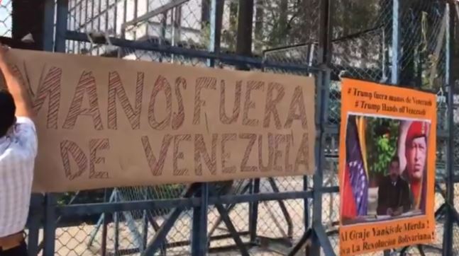 mexicanos ayunan frente embajada de eeuu por injerencia en venezuela