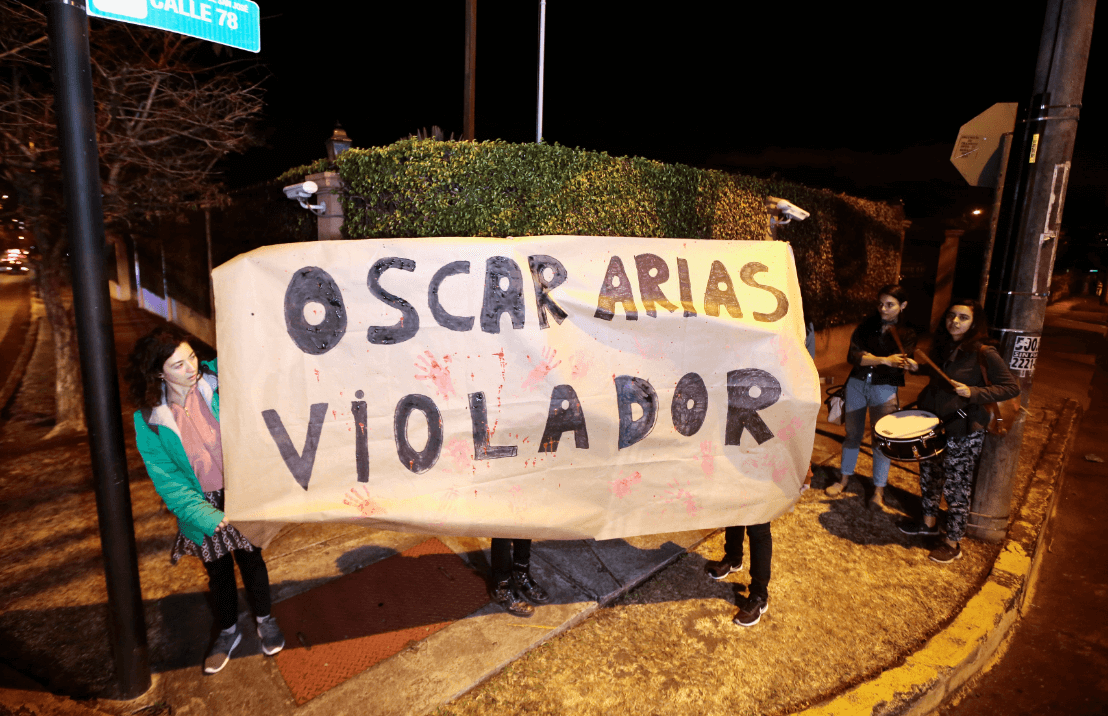 Foto: Letrero contra Óscar Arias en Costa Rica, 8 de febrero de 2019, San José